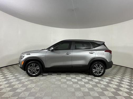 2023 Kia Seltos LX