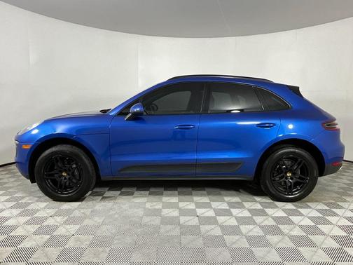 2018 Porsche Macan 