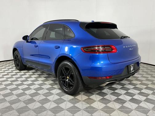 Blue 2018 Porsche Macan Base