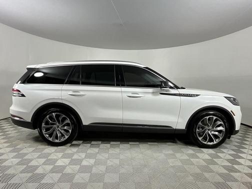 2025 Lincoln Aviator Premiere