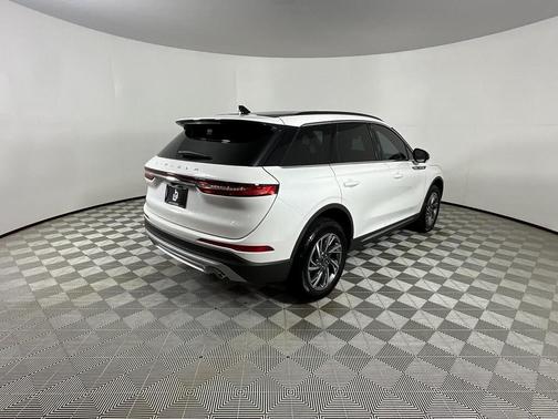 2025 Lincoln Corsair Premiere