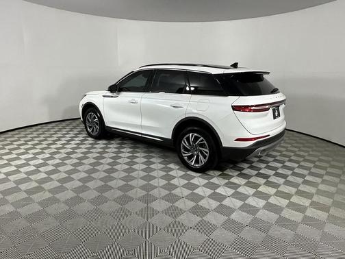 2025 Lincoln Corsair Premiere