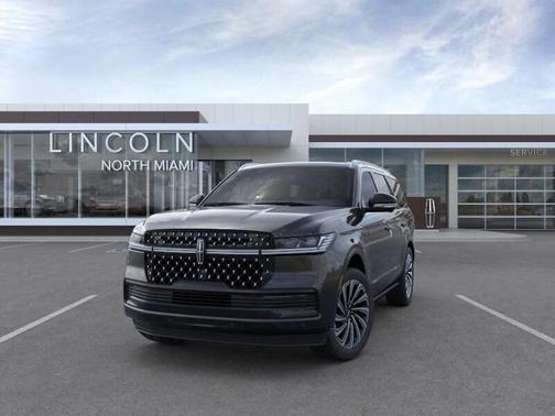 2025 Lincoln Navigator Black Label