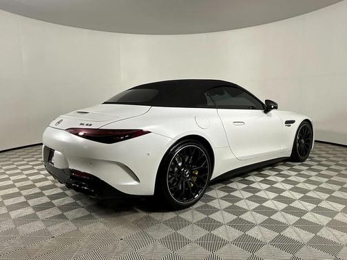 2022 Mercedes-Benz AMG SL 63 Base