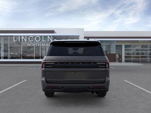 2025 Lincoln Navigator L Black Label