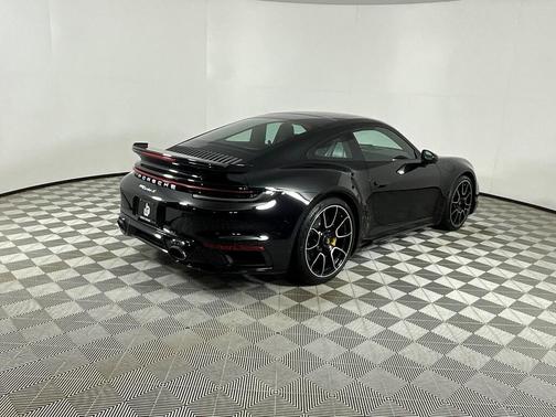 2025 Porsche 911 Turbo