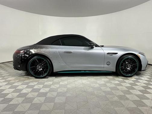 2024 Mercedes-Benz AMG SL 63 Base