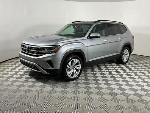 2022 Volkswagen Atlas 3.6L SE w/Technology