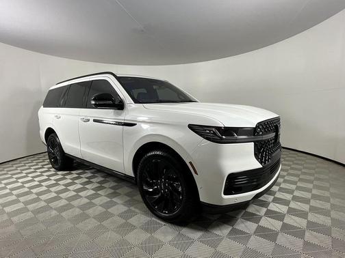 2025 Lincoln Navigator Reserve