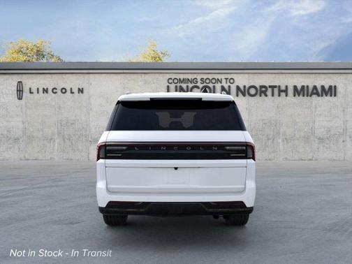 2025 Lincoln Navigator L Reserve