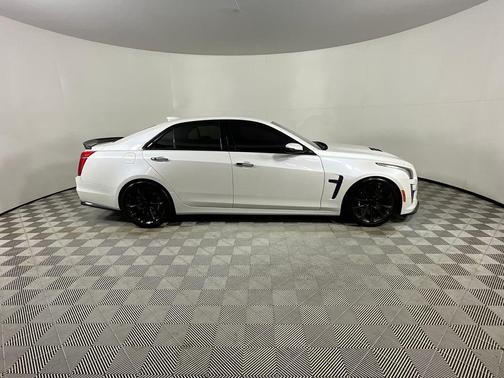 Crystal White Tri-Coat 2018 Cadillac CTS-V Base
