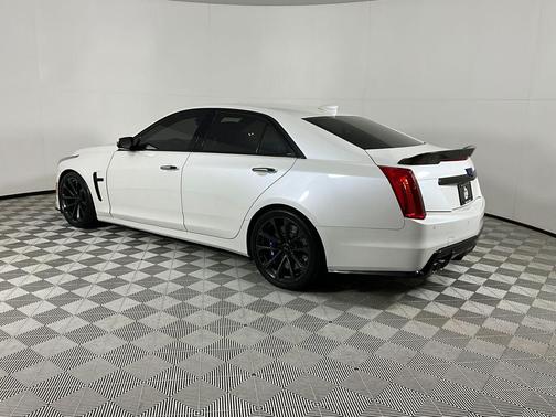 Crystal White Tri-Coat 2018 Cadillac CTS-V Base