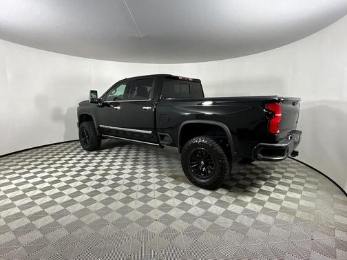 2024 Chevrolet Silverado 3500 High Country