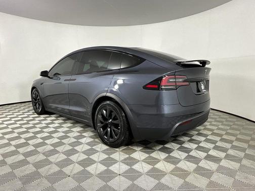 2022 Tesla Model X Base