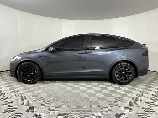 2022 Tesla Model X Base