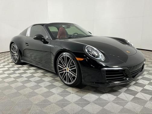 2019 Porsche 911 Targa 4