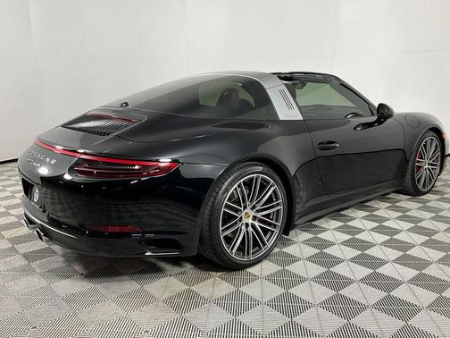 2019 Porsche 911 Targa 4