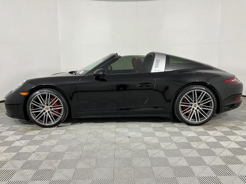 2019 Porsche 911 Targa 4