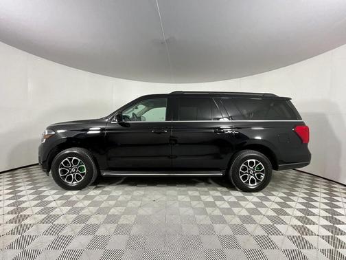 2022 Ford Expedition Max XLT