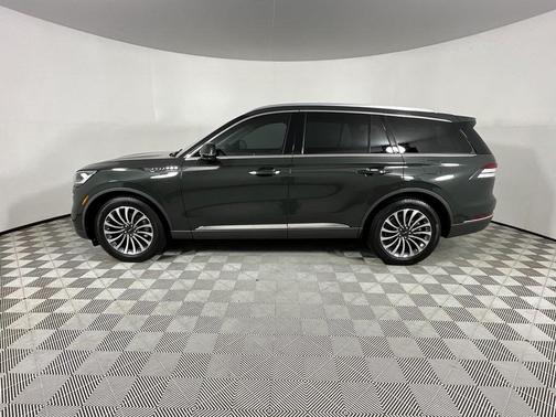 2023 Lincoln Aviator Standard RWD