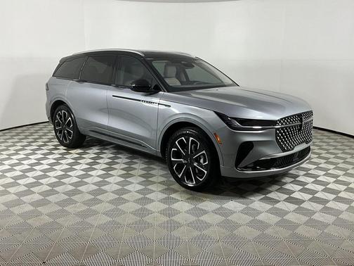 2025 Lincoln Nautilus Reserve