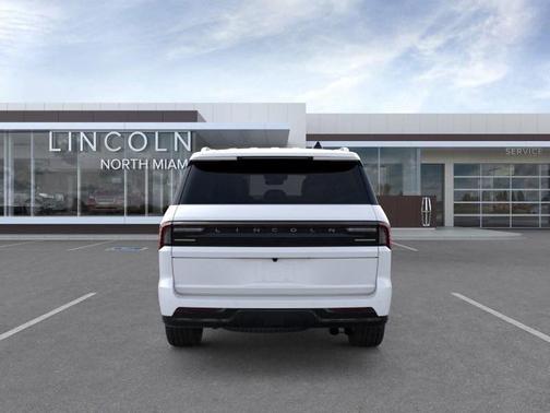2025 Lincoln Navigator Reserve