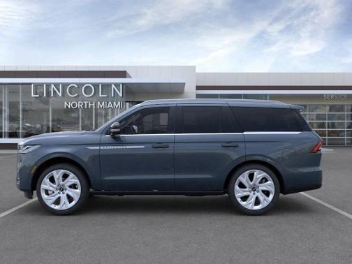 2025 Lincoln Navigator Reserve