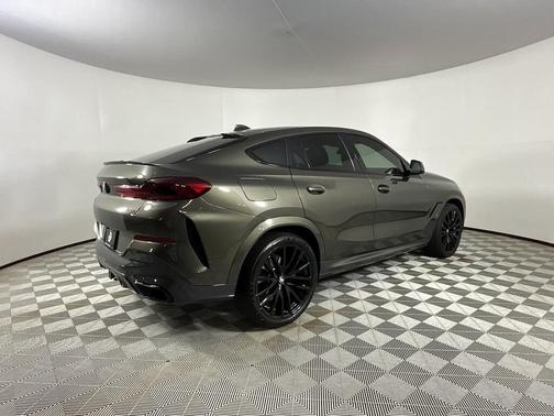 2022 BMW X6 xDrive40i