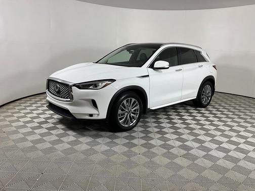 2023 INFINITI QX50 Luxe