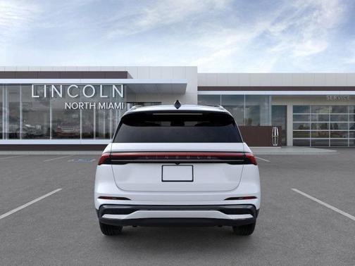 2025 Lincoln Nautilus Reserve