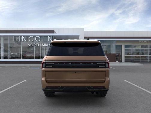 2025 Lincoln Navigator L Black Label