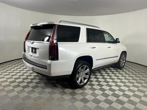 2018 Cadillac Escalade Premium Luxury