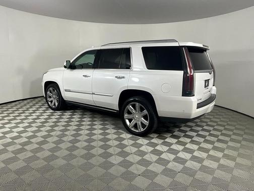 2018 Cadillac Escalade Premium Luxury
