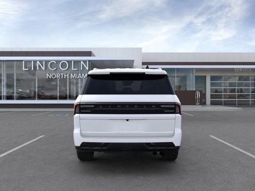 2025 Lincoln Navigator Reserve