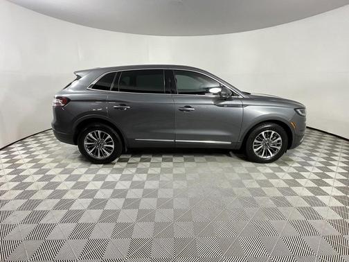 2021 Lincoln Nautilus Standard