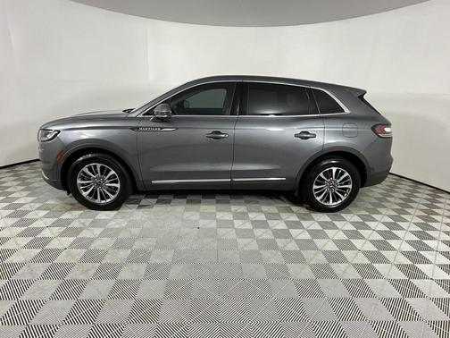 2021 Lincoln Nautilus Standard