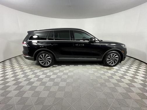 2025 Lincoln Aviator Premiere