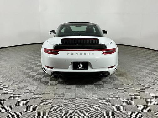 2018 Porsche 911 Targa 4S