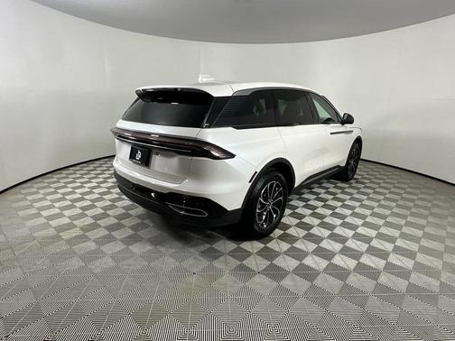 2025 Lincoln Nautilus Premiere