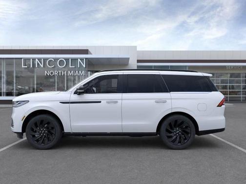 2025 Lincoln Navigator Reserve