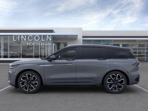 2025 Lincoln Nautilus Reserve