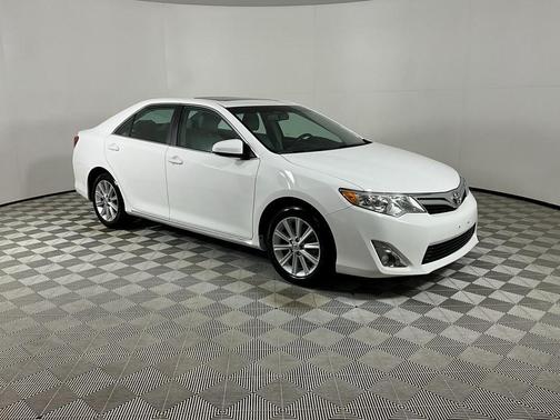 2014 Toyota Camry XLE