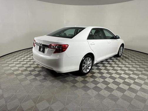2014 Toyota Camry XLE