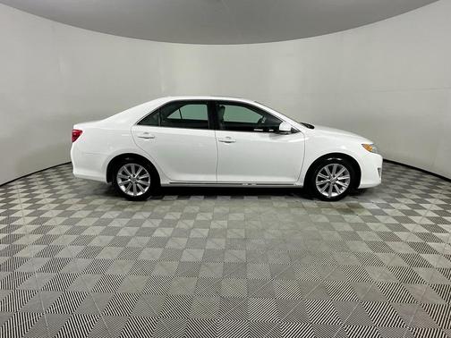 2014 Toyota Camry XLE