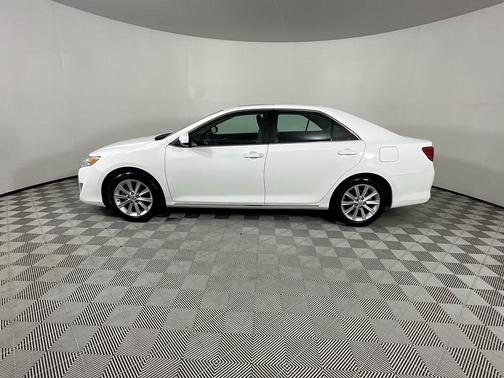 2014 Toyota Camry XLE