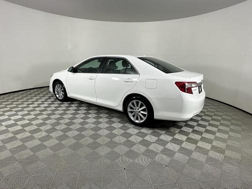 2014 Toyota Camry XLE
