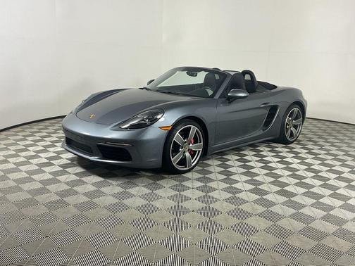 2025 Porsche 718 Boxster S