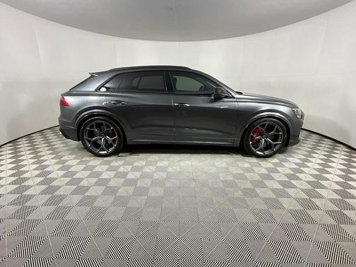 2025 Audi RS Q8 4.0T quattro