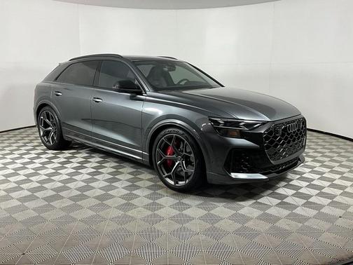 2025 Audi RS Q8 4.0T quattro