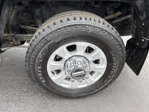 2023 Ford F-350 XLT
